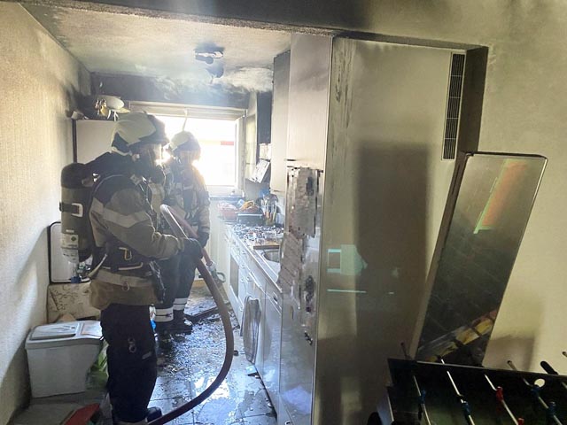Küchenbrand in Reinach erforderte Feuerwehreinsatz. Foto: Polizei BL