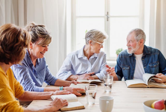Gemeinsames Lernen macht Spass und bringt neue und erfrischende Begegnungen. Foto: istock