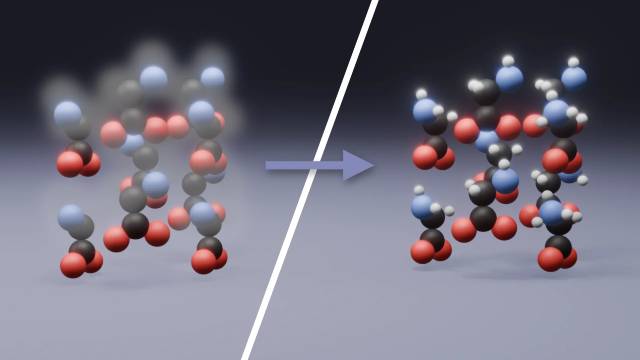 Bei der Inpainting-Methode wird die künstliche Intelligenz darauf trainiert, eine bekannte Kristallstruktur (blaue, schwarze und rote Kugeln) beizubehalten und nur die fehlenden Wasserstoffatome (links verschwommen, rechts als weisse Kugeln) einzufügen. © Paul Scherrer Institut PSI/Giovanni Pizzi