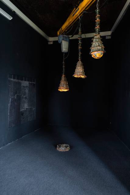 Pauline Marx, Lampes fossiles 1–3, 2026